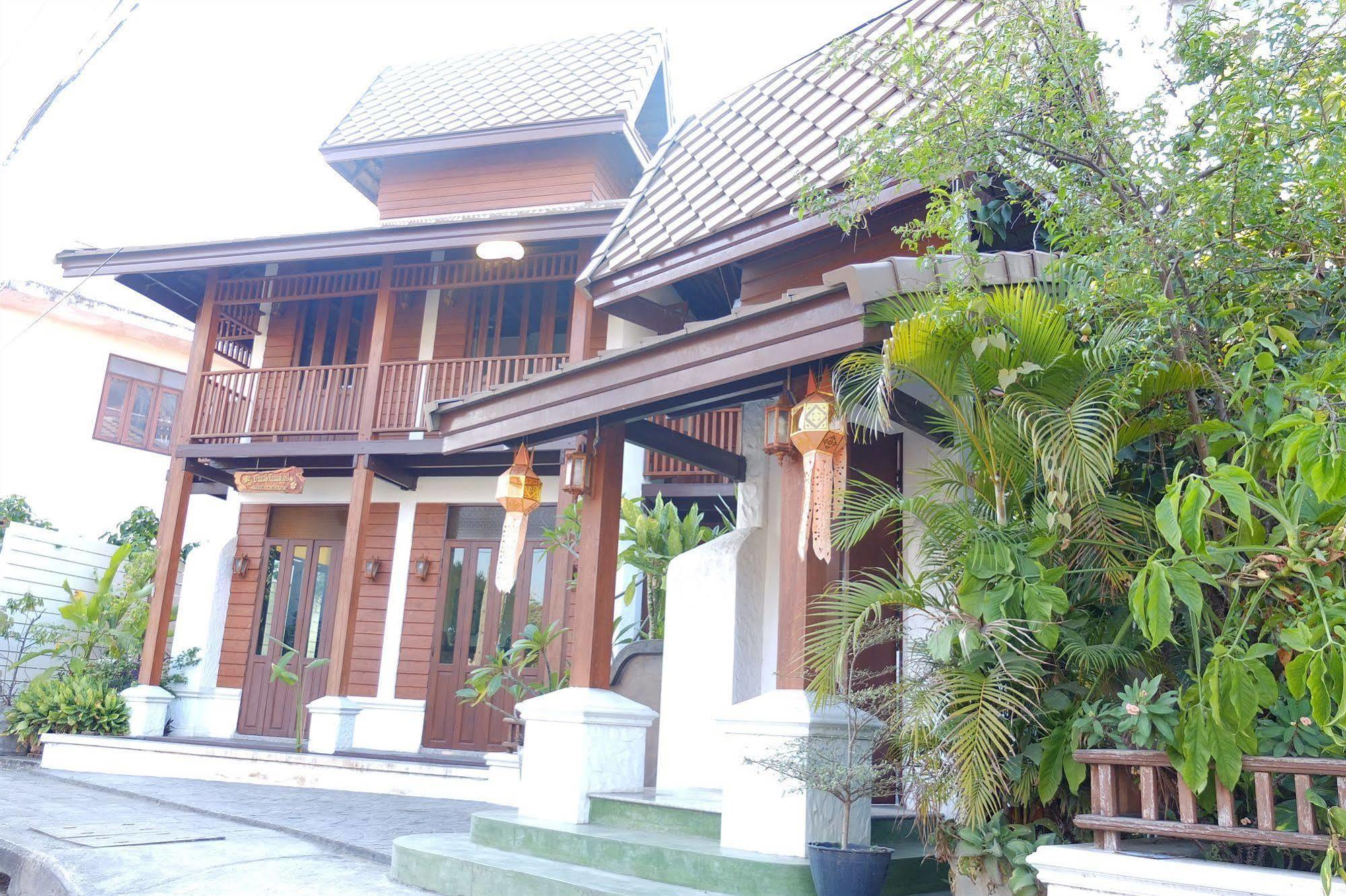 Baanlek Home Stay Chiang Mai Esterno foto