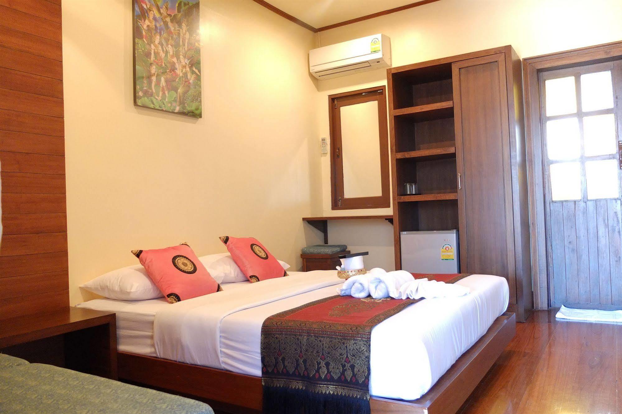 Baanlek Home Stay Chiang Mai Esterno foto
